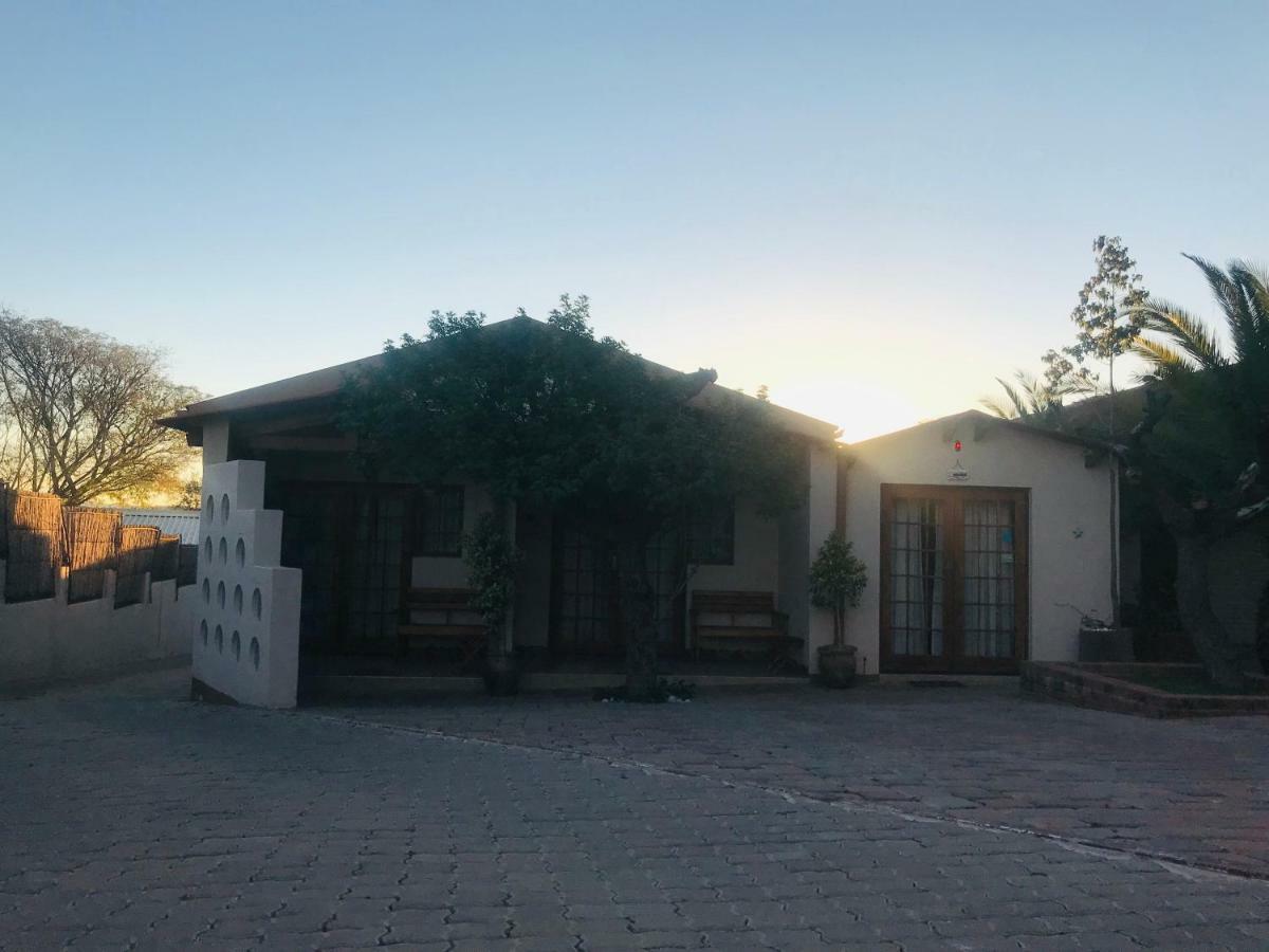 Caotinha Guest Cottage Windhoek Exterior photo